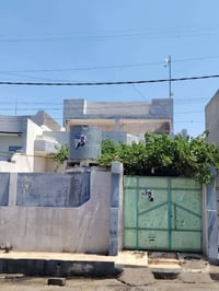 دار للبيع منطقة الاصلاح الزراعي قريب علئ جامع الفاروق  المساحة 170 واج...