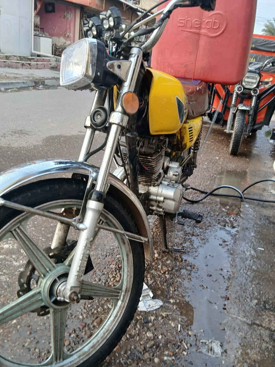 دراجه ايرانيه 5كير نضيفه 350الف بيه مجال رقم ***********. 
***********
