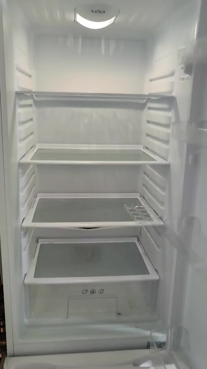 براد نظيف مع ثلاجة.موديل حديث.يعمل علئ تحكم بالموبايل.مع كفالة.السعر خاص


**إذا كنت صاحب هذا الإعلان وتريد حذفه لأي سبب، رجاءا أرسل رسالة إلى الدعم الفني**