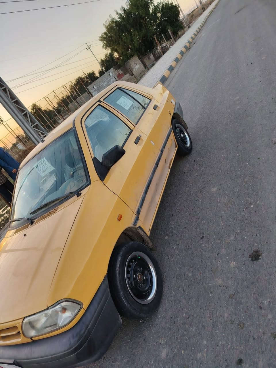 سلام عليكم سايبه البيع موديل 18يراني 
مكينه كير كشره مكفول تبريد شغال مصفره هيه 
السعر 45بيه مجال. شراي 
يتصل اني مكلف بنشر 

‭0781 683 0310‬
