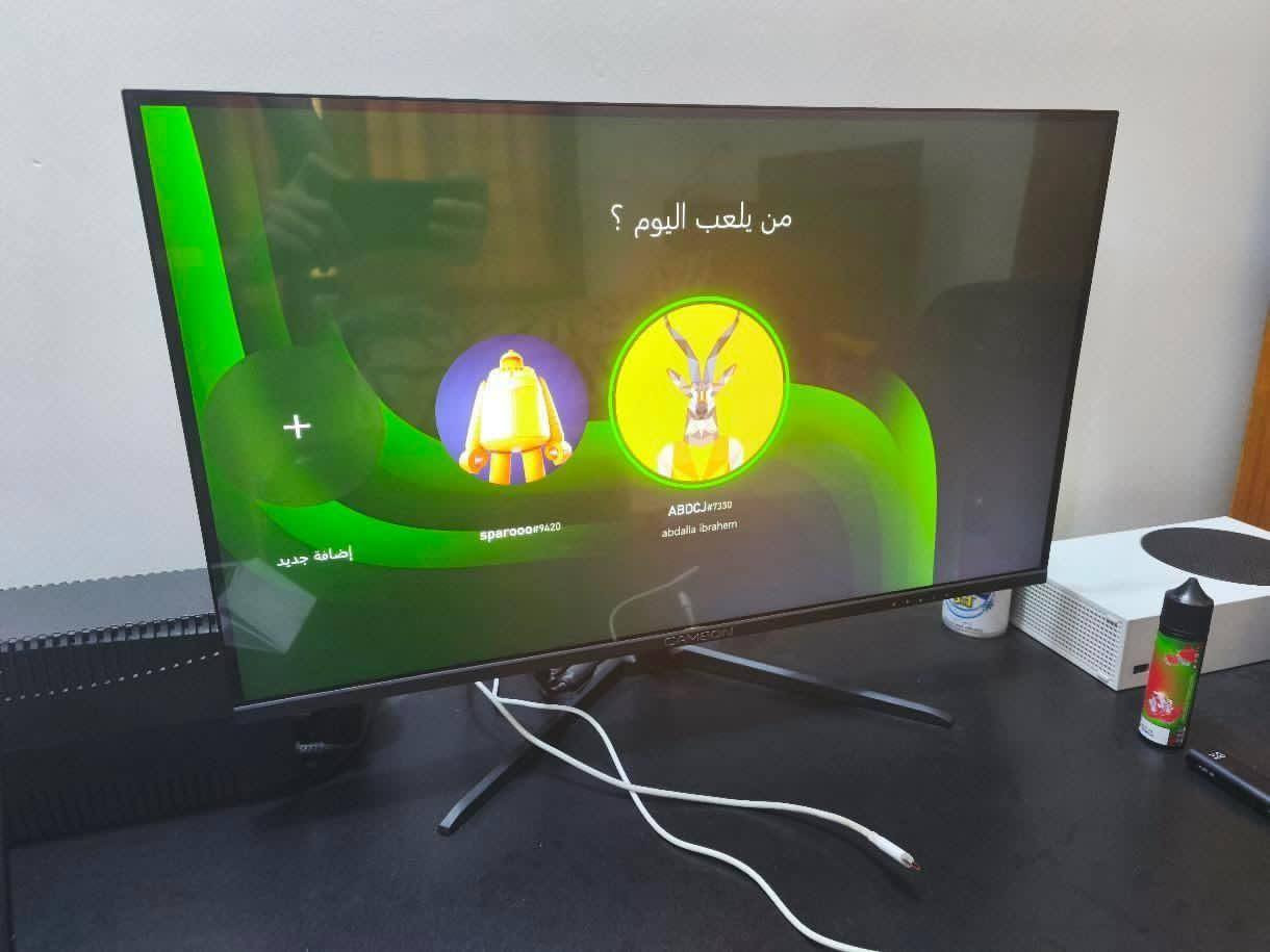 مونتير كيمنك للبيع
سلام عليكم شاشة للبيع مشتريها ب310 ورايدها هسه 180الف وبيها مجال مكاني بغداد الدورة ***********
  
مواصفات شاشة  GAMEON Pro series
  رقم الموديل: GOPS27QHD180IPS
  حجم الشاشة: 27 بوصة (كما هو مسجل في الفاتورة ورقم الموديل).
  دقة العرض (Resolution): دقة عالية QHD / 2K.
  نوع اللوحة (Panel Type): Fast IPS (يضمن ألواناً دقيقة وزوايا رؤية واسعة).
  معدل التحديث (Refresh Rate): 180 هرتز (180Hz)، مما يوفر سلاسة ممتازة.
  سرعة الاستجابة (Response Time): 1 ملي ثانية (1ms GTG) و 0.5 ملي ثانية (0.5ms MPRT).
  تقنيات المزامنة: الشاشة متوافقة مع تقنيات NVIDIA G-Sync و AMD FreeSync (للقضاء على تقطع الشاشة وتأخر الإطارات).
  المنافذ (Connectivity): تدعم منافذ DisplayPort 1.4 و HDMI 2.0.
  ميزات إضافية: تدعم ميزة التركيب السريع (Quick Installation).
