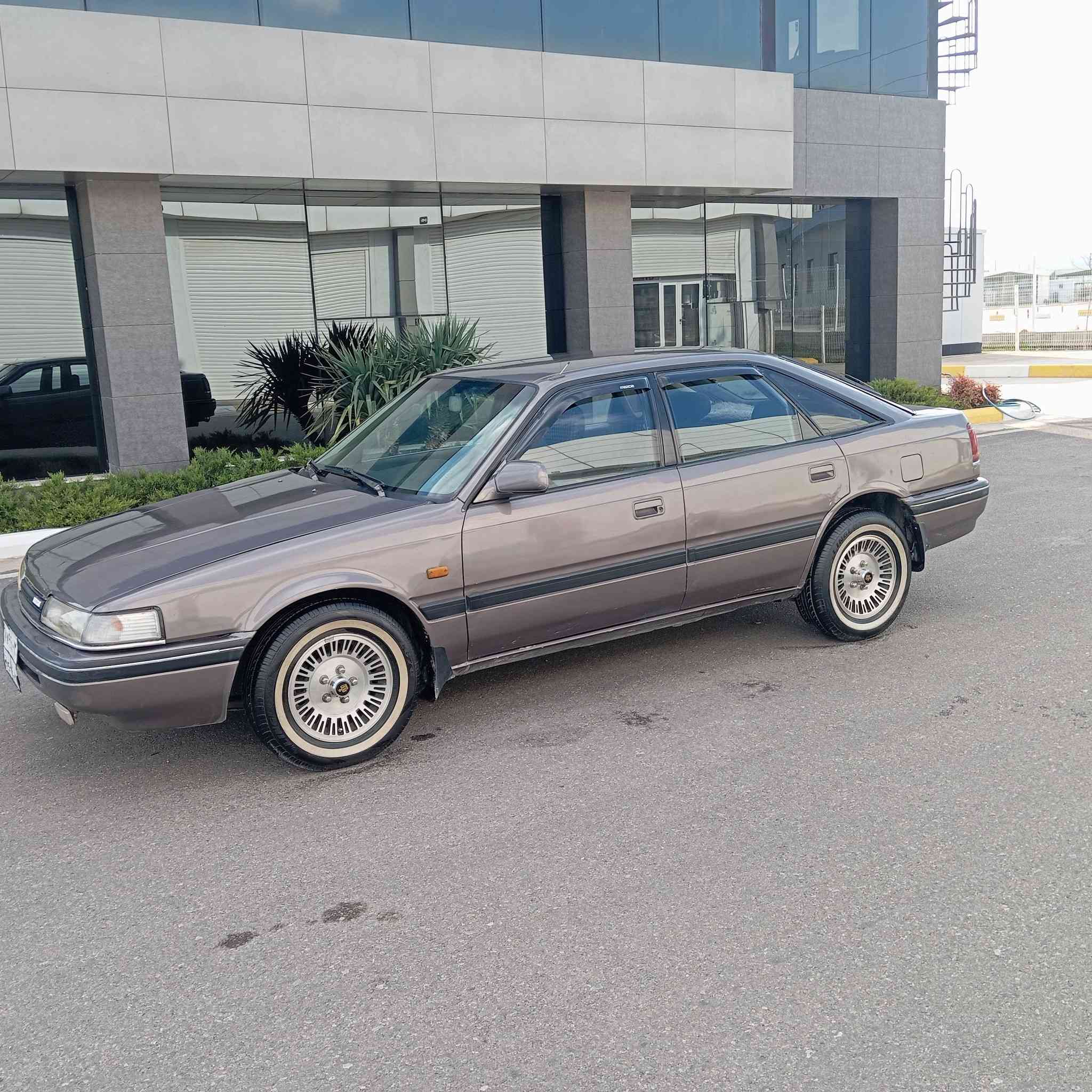 مازدا جانتا نەۆتی مودیل ٩٠ گێڕ عادی مەکینە ٨ وبەخ ٤جام کارەبا سوکان باوەر قوفل مەرکەزی ٤تایەو ویلی لۆکی لەزیڕە  دەعمو لیدراو رزیوی نیە  کارەبای بەشەرت سەنەوی بەسەرچوە بەناو خومانە وەکالەش اکەین گیرو مەکینە تەقەورەقە بەشەرت سعر ٣٣ گلاو کەمیک معامەلە لەسلێمانی زم *********** فایبەر لەسەرە
