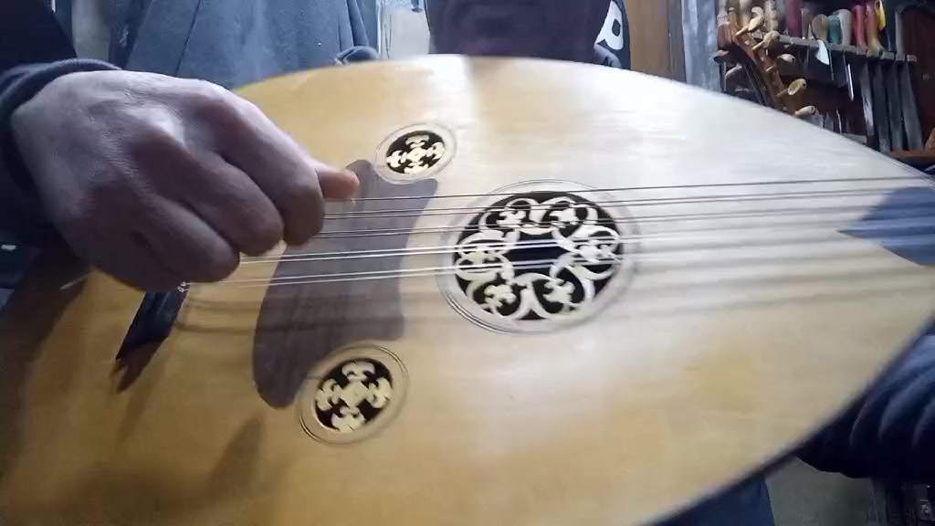 السلام عليكم عود تركي 2010 للبيع مكاني ديوانيه قضاء الشاميه للتواصل خاص او واتساب ***********
