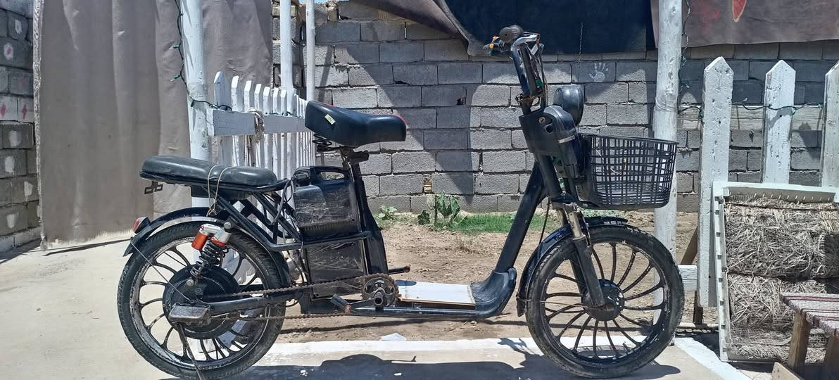 للبيع دراجه شحن
حجم ٢٠
بدون بطاريات سعر مناسب


**إذا كنت صاحب هذا الإعلان وتريد حذفه لأي سبب، رجاءا أرسل رسالة إلى الدعم الفني**