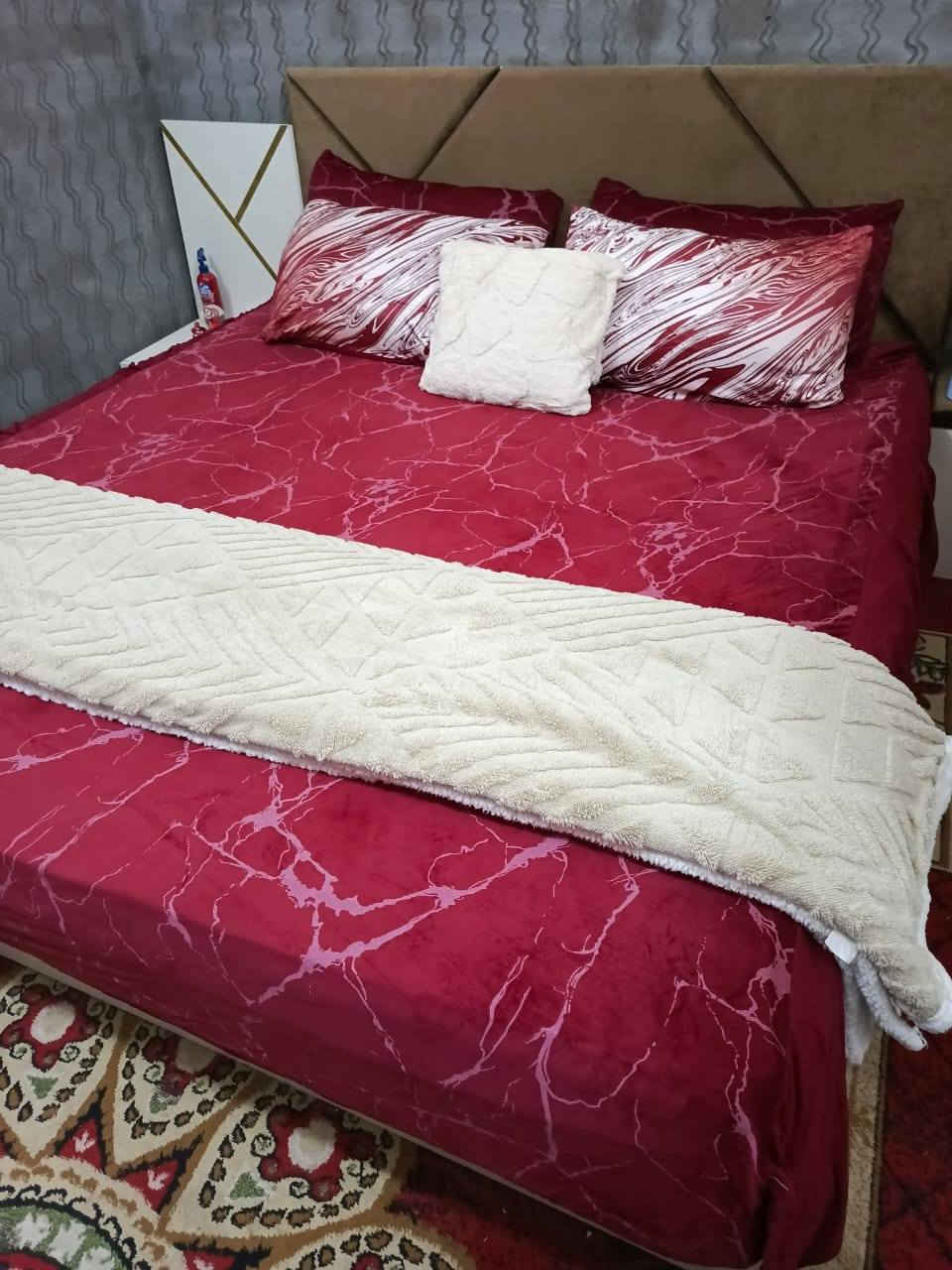 غرفه للبيع التفاصيل الاتصال على الرقم***********
