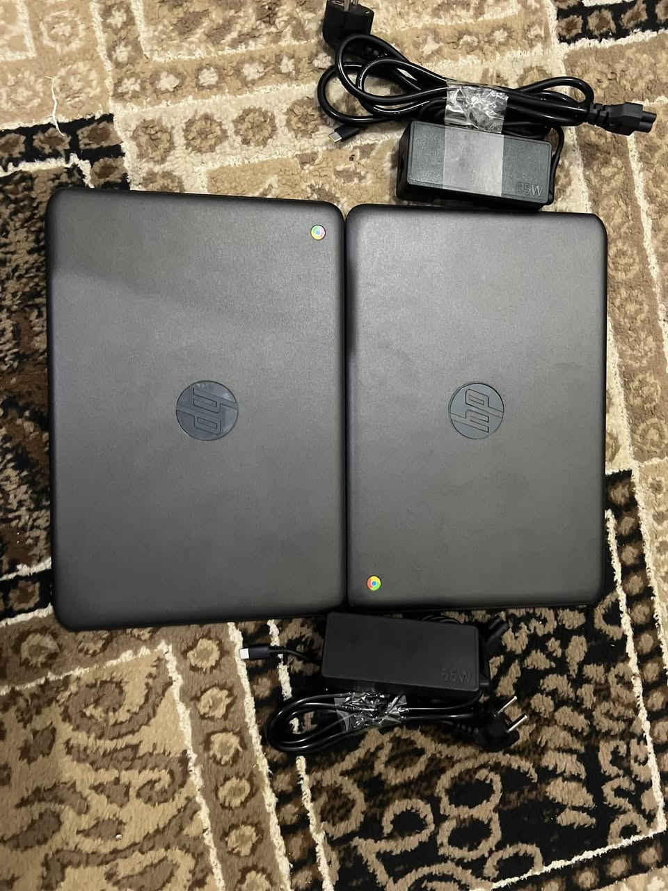 سلام عليكم لابتوب عدد ثنين نضام كروم جديدات ابيع القطعه وابيع الاثنين سوه للتواصل ع هاذ الرقم بي واتس ***********
