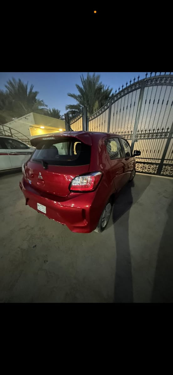 السلام عليكم
ميراج 2024 

السياره ماشيه 50الف ميل 

السياره مواصفات ES

شاشه كامره مواصفات عاديه

السعر 94 وبيها مجال 

السياره بدون رقم 

للتواصل ***********
