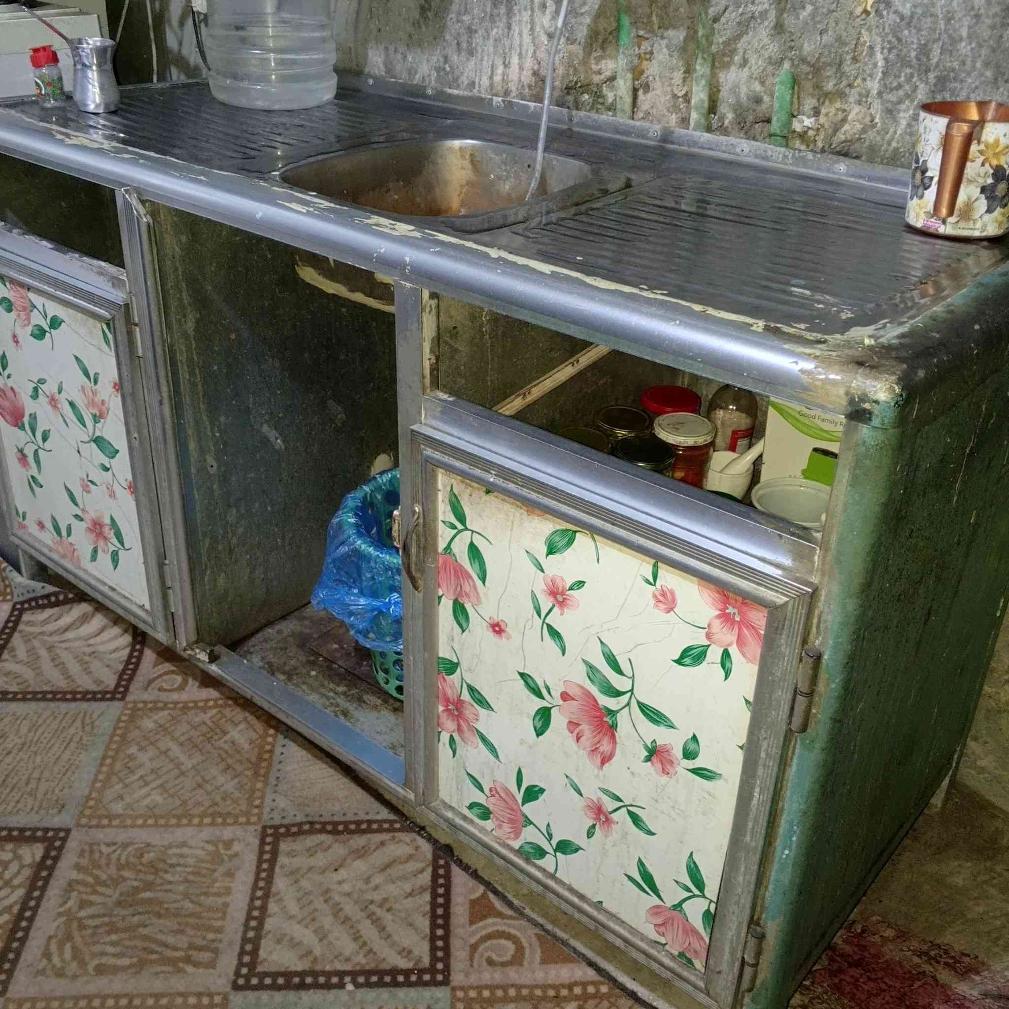 اغراض للبيع بابل شلع كلهن 
شاشه كشر مبرده طباخ براد مكيف
***********
