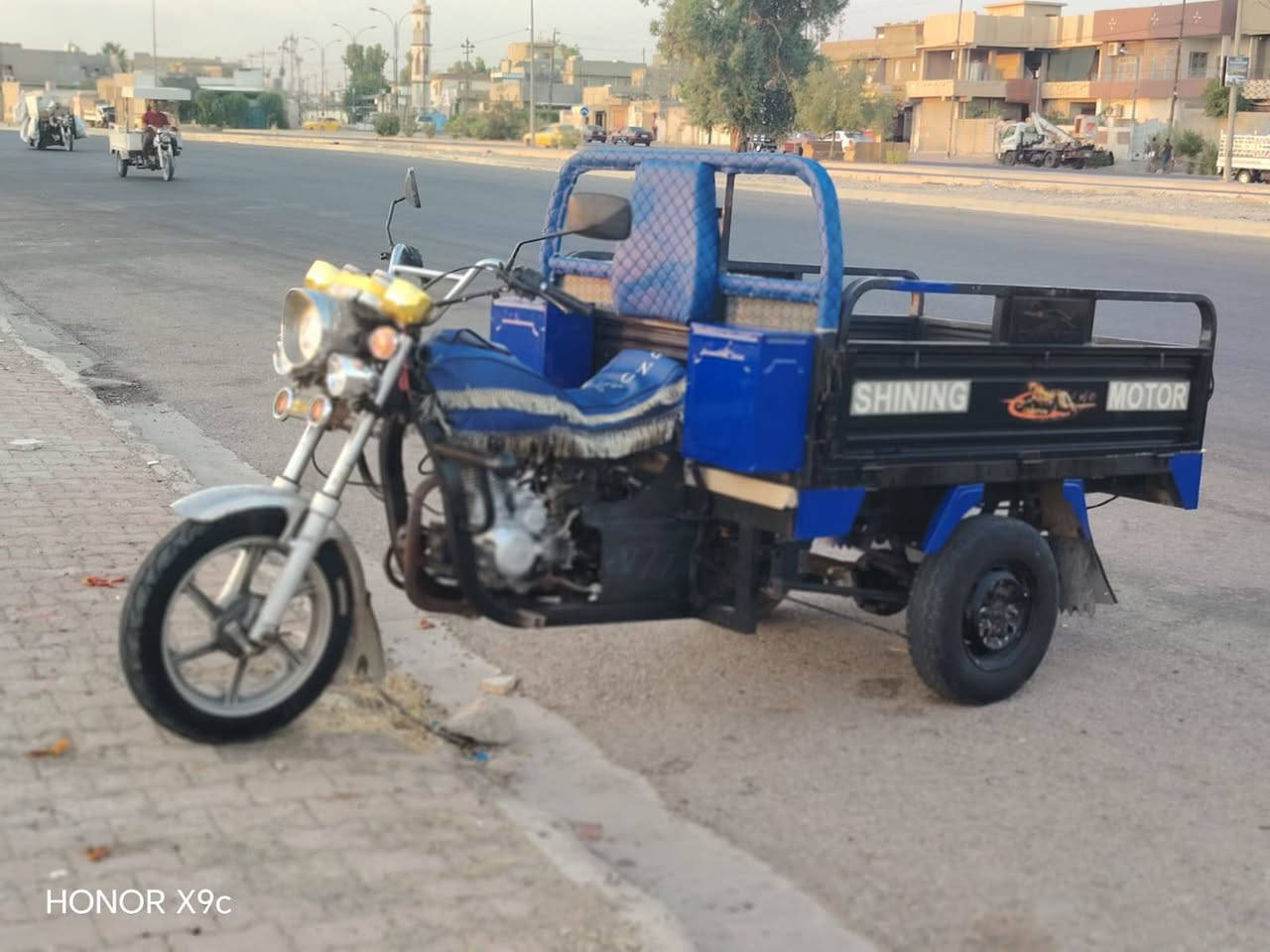 السلام عليكم ستوته للبيع موديل 21اوراق كاملة شرط محرك وركبة وشاصي بلاد بدون صبغ لتواصل وتساب ***********4
