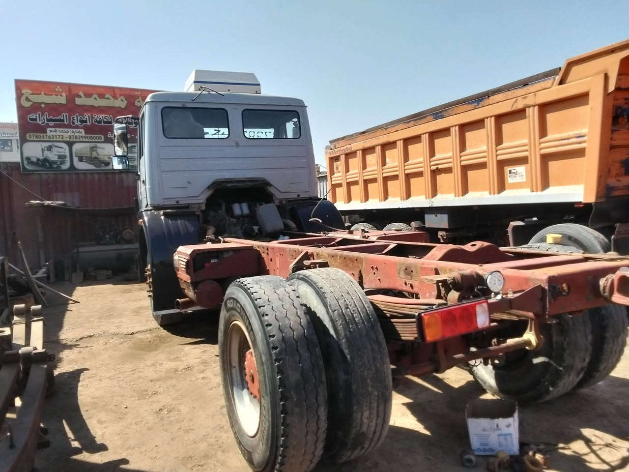 السلام عليكم تك قلاب بلادي رقم بابل  مكينة 8 فلسات كير 25 شاصي مكفول صبغ ماكو بلقمارة تك قمارة 85 بلسنوية رأس سنوية صاقطة ب23 السعر 145 وبيها مجال 
للأستفار من الساعة التاسعة صباحا إلى الساعة الثانيه ظهرا
مكان السيارة النجف الأشرف 
***********
