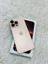 آيفون ١٦ برو ماكس • ٢٥٦ • بطارية ٩٦