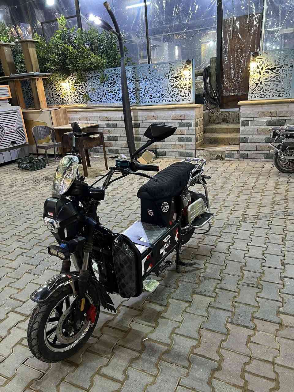 للبيع دراجة شحن هيوشا موديل 2024 الدراجة نضيفة وبطاريات جديدة على الفحص السعر 550 وبيها مجال للتواصل ***********
