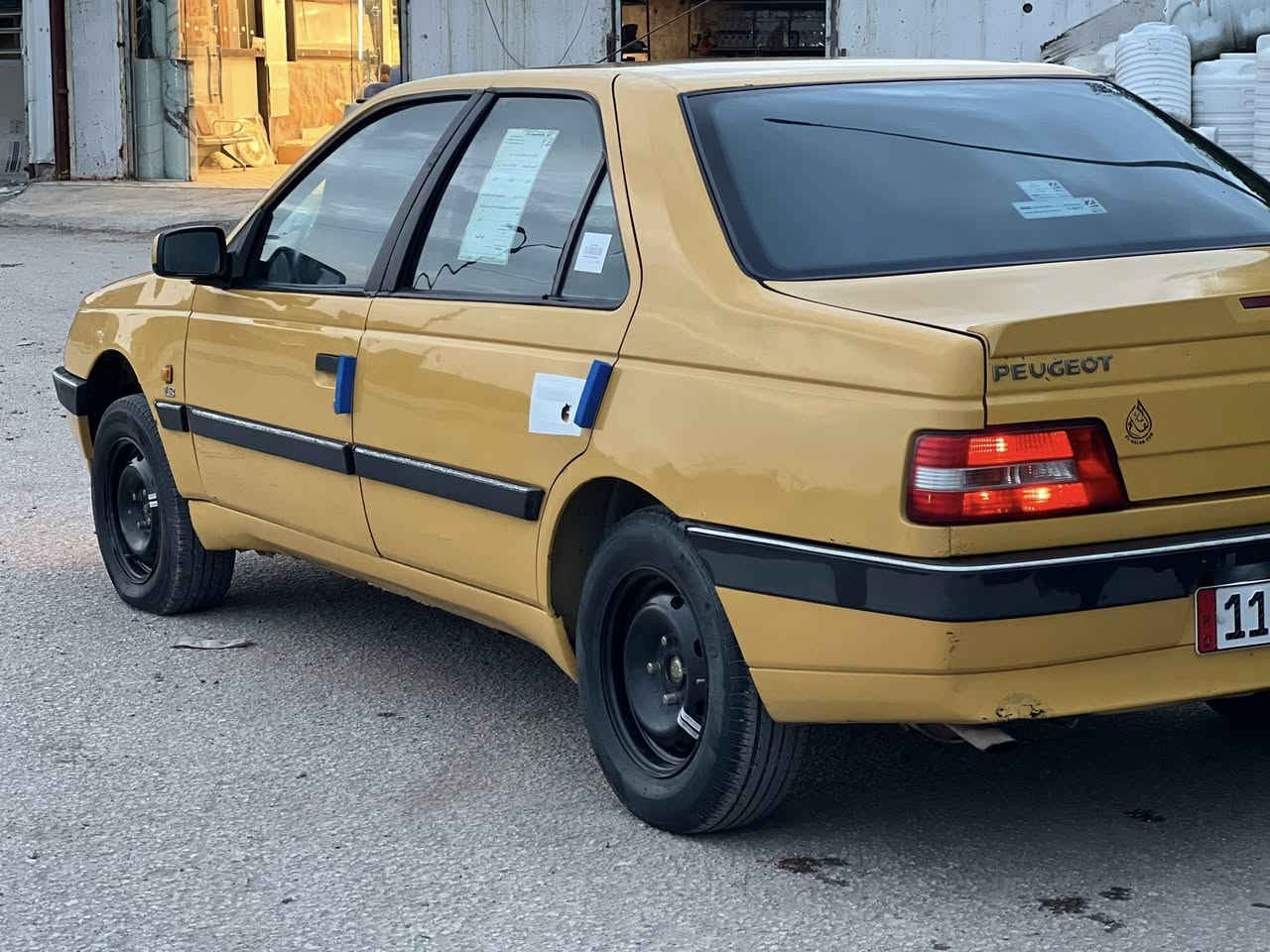 السلام عليكم للبيع بيجو405 موديل 2016رقم بغداد تحويل ثاني يوم سيارة جاهزه كل نقص مابيه مكفوله من صبغ وضربه تبريد حداديه كله جاهزه
سعر 48 وبيه مجال مكاني بابل 
***********
