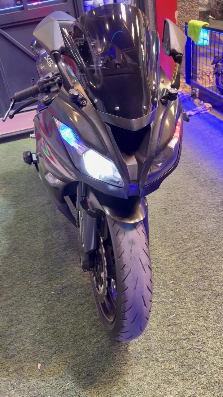 سلام عليكم كاوسكي 2016 نينجا zx6R  مزاد بدون حادث
دراجه نضافه 100/100 بدون رقم  بس ينفتح كمرك تدفع كمرك وترقم 
طالعه من كلشي وكلاشي مكفوله ومابيه اي نقص وشرط احلى من صور 
مودات تحكم كزوز SC  بدون برمجه ولاشي بلاديه مملعوب بيه كله جاي بيه من اليابان 
السعر 60 وبيها مجال  وكلشي اكو بسوك حسب نضافه مكاني بغداد محموديه  الاستفسار خاص


**إذا كنت صاحب هذا الإعلان وتريد حذفه لأي سبب، رجاءا أرسل رسالة إلى الدعم الفني**