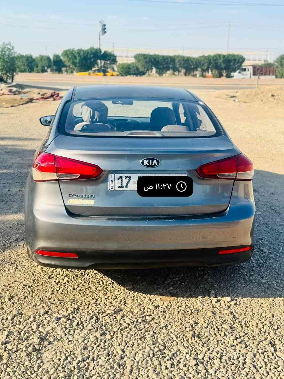 سلام عليكم
سيراتو موديل ١٧ رقم مثنى حره 
مواصفات نص فول 
ضرر رشات صبغ 
السعر 113 
***********
