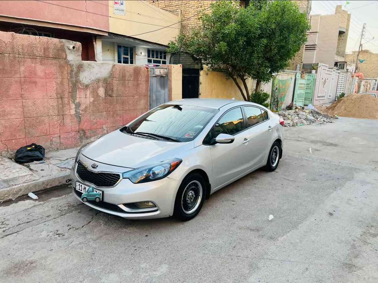 سلام عليكم   كيه فورتي. 2015 كلين بدون حادث
اسياره كير ايتي.  مكينه 1800   سدر جديد.  تخم تاير.  

رقم. دولي. السونار مرفق بل منشور.   السعر 117 للستفسار ***********
