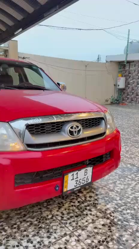 سلام عليكم سيارة هايلوكس مديل 2011شركه العامة سيارة كير ومكينه سكن مكفولات تبريد ثلج سيارة كفاله من عنده الباب خلفي مال بدي مكان بغداد جسر ديالى ***********
