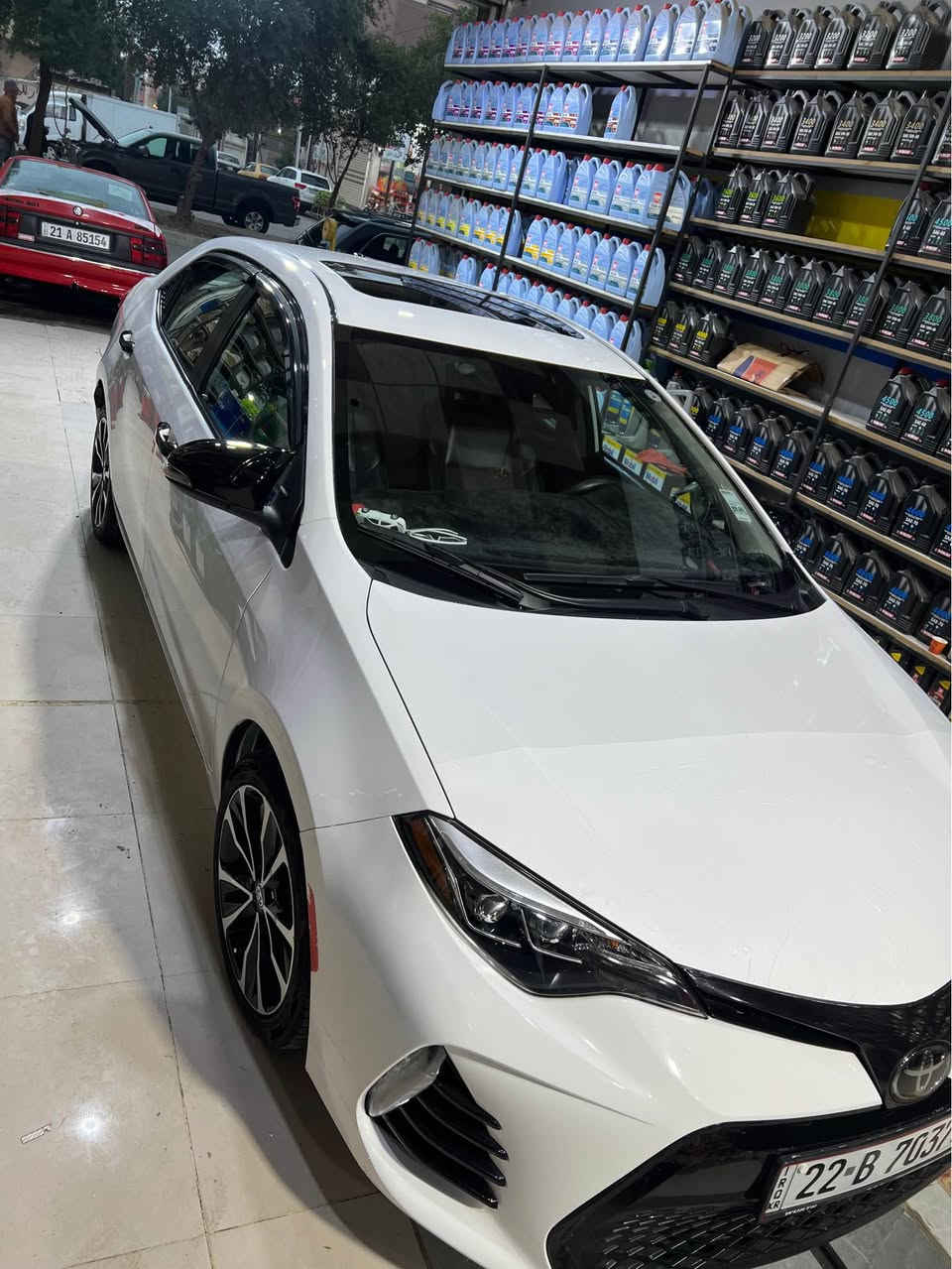 اسلام عليكم كورلا موديل 2019موصفات Seفول سلايت بصمه شفتات سترين تحكمات سترين بطاقه بانزين بيها 
شرط تحويل سنويه جديد رقم جديد كير محرك بشرط 
بيها ربع بونيد  وكم ملاحضه صغير سياره جديده وحلا من الصور بعد مكاني كركوك حي النصر  ***********
شراي خابرني وتدلل كركوك, العراق
