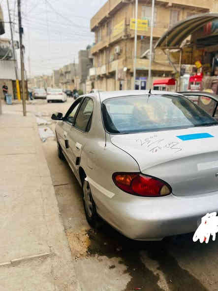 السلام عليكم 
النترا موديل 2000 لو شباني السياره جاهزه المعمره صبغته حزام جماليه تهم تأثير جديد محرك  كير خير من الله وعندي صورها قبل الصبغ على أيدي صار له عندي 3 سنوات رقم انكليزي صلاح الدين بسمي  العنوان بغداد  بلديات السياره جاهزه يعني شغلات بسيطه  السعر 52 وبيه مجال الجادين ***********
