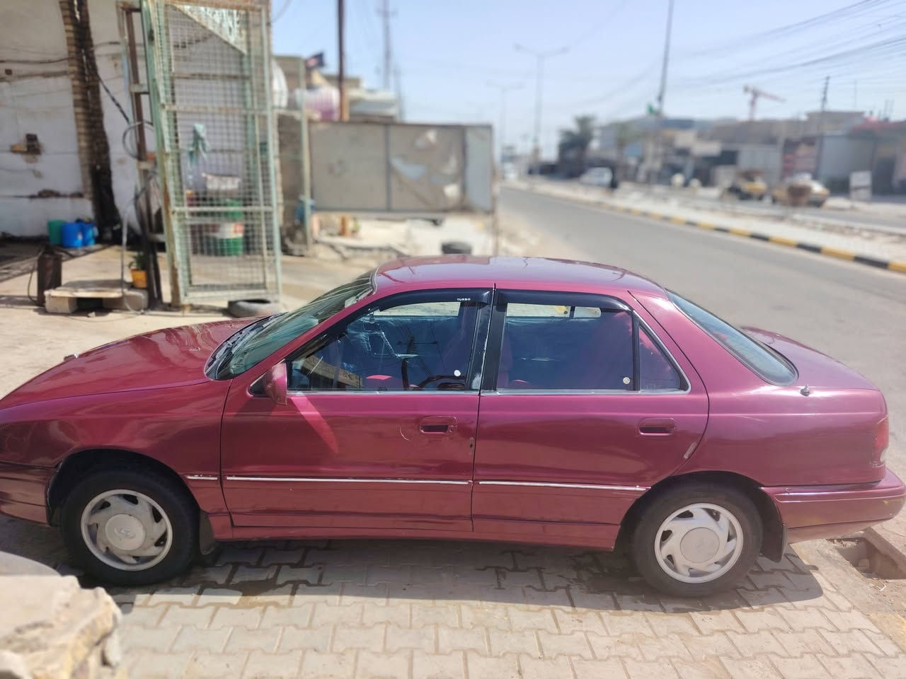 السلام عليكم الانتره مديل ٩٤ سياره خير من الله كير مكينه تبريد صدر امامي خلفي جديد جاهزه ترايك البصره مصبوغه عام جماليه داخل نضيف شاشه وكامره الاف ما تصرف عليهه سعر ٣٦ وبيهه مجال بسمي تحويل مباشر مكاني بغداد ***********الحسينيه مال راشديه رقم الهاتف
