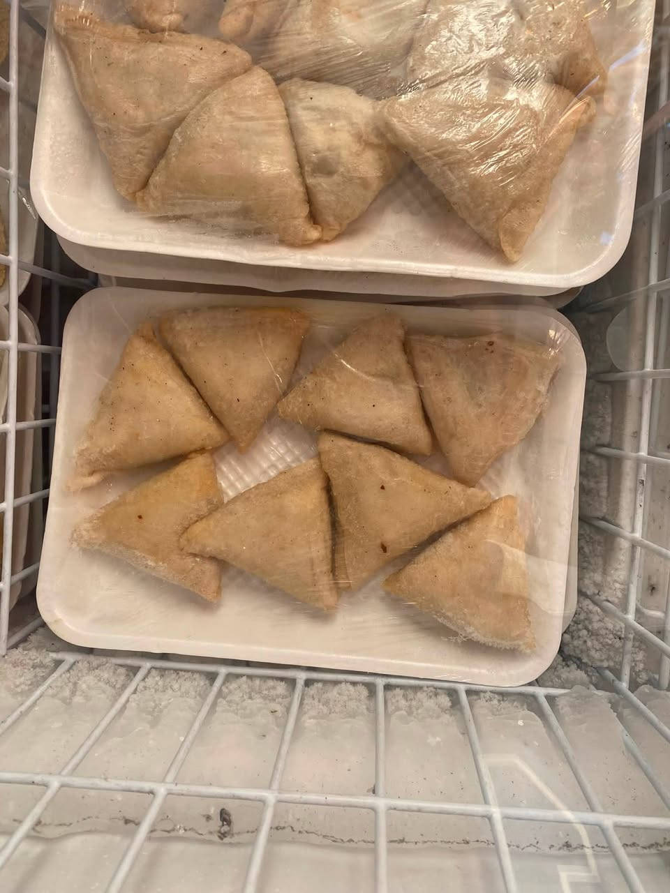 اهلاً وسهلاً بكم في بيت الكبة 🤍

- لحومنا عراقيه خالصه 100‎%‎ -

الأشكال المتوفره حالياً في الصور ادناه :

1 - الشكل الهلالي عدد 2 في الطبق 
السعر 💲 : 4 الاف دينار 

2 - الشكل الدائري الكبير عدد 1 
السعر 💲 : 3 الاف دينار 

3 - الشكل الدائري الصغير ( كبة مرق ) عدد 10 
السعر 💲 : 5 الاف دينار 

4 - البورك عدد 8
السعر 💲 : 4 الاف دينار 

5 - الشكل الدائري المتوسط عدد 4 
السعر 💲 : 5 الاف دينار 

طريقة الحجز :
تواصلوا معنا عبر رقم الهاتف ادناه 
***********

❗️ التوصيل داخل النهروان فقط 
الف دينار عراقي فقط 

نتشرف بخدمتكم 🌼
