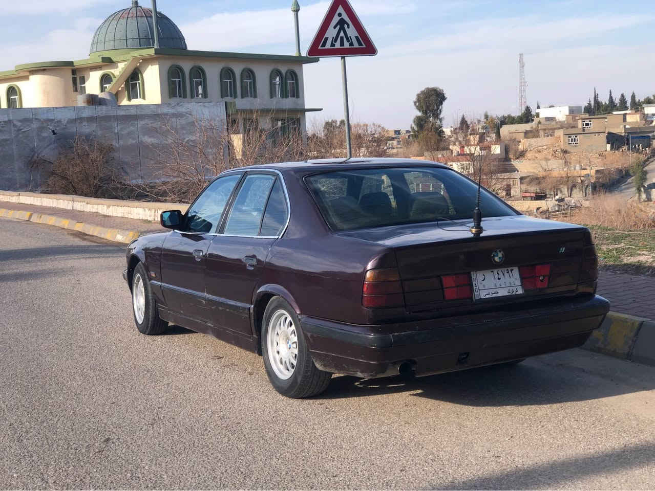 سەرەتا بەناوی خودا
بیئێم گێڕعادی مۆدێل 1991  520 سەنەویو وەکالە بەشەرت گێڕ و مەکینەی بەشەرت چوار جام کارەبا  تەقەو ڕەقەی نیە سەقفی موسە کارەبایی مەزبوتە زۆر بێکێشەو جایزە نرخی ٢٦ گەڵاو مەعامەلە
ژ.م ***********
***********
فایبەرو تێلگرامی لەسەرە Singapore
