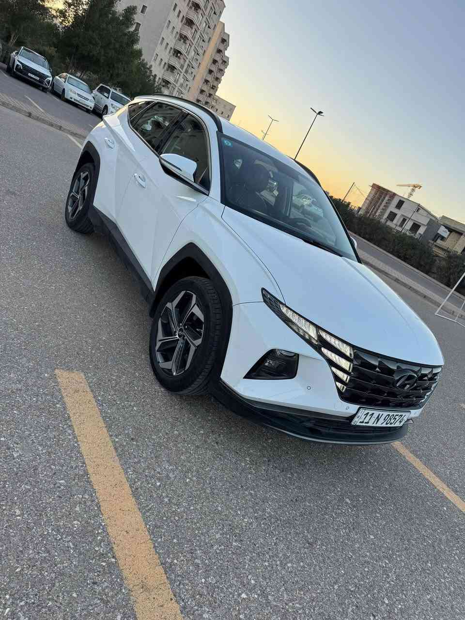 السلام عليكم عندي هونداي توكسان خليجي موديل 2022 فول قمارة حديد ماشيه 36 الف بدون صبغ بدون تبديل بيه بارد شي بسيط وبيه كم رصعة رقم بغداد ابسمي السعر 193 بيه مجال بسيط مكان حي الجامعة ***********
