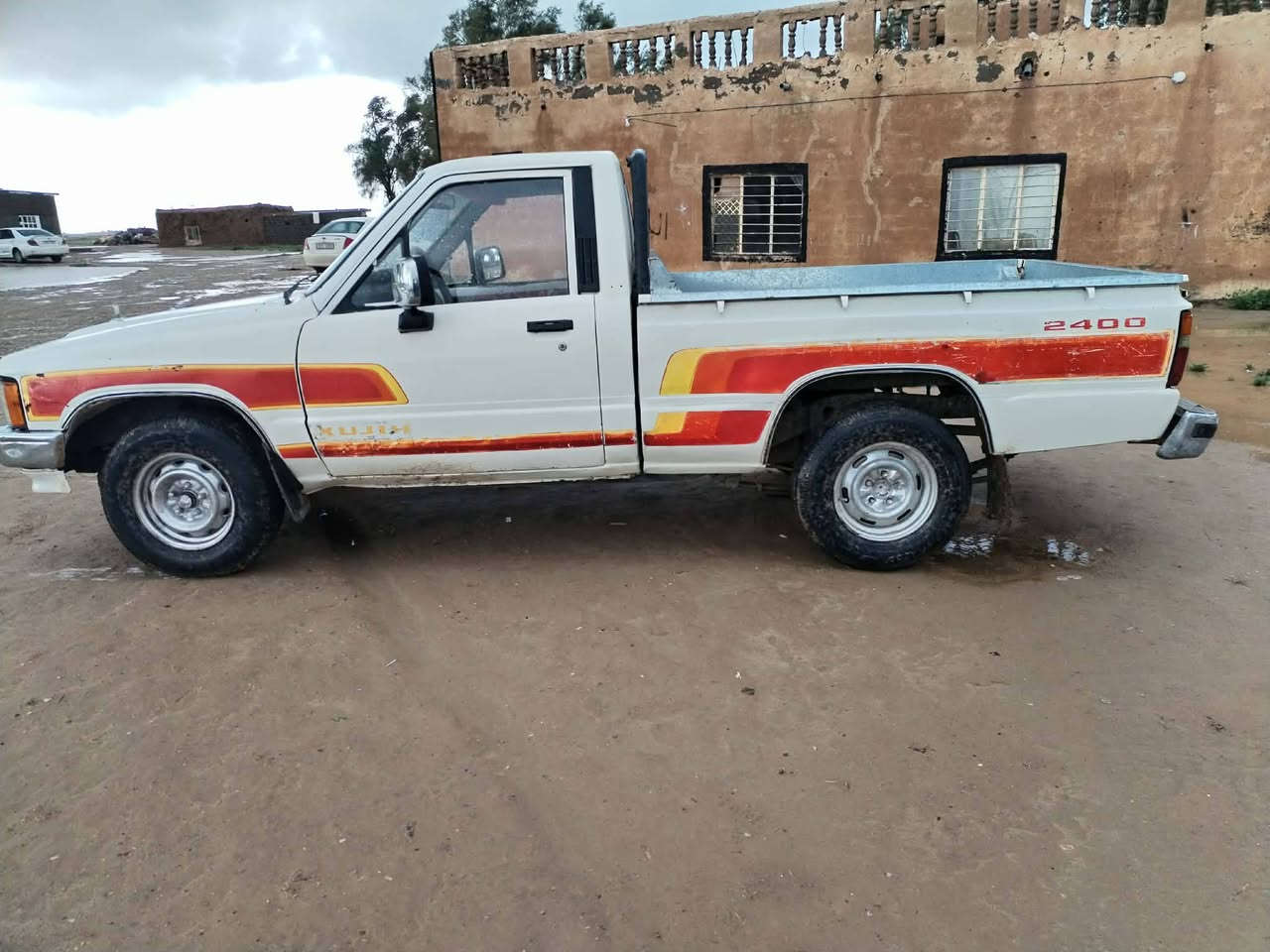 سلام عليكم للبيع بيكم ١٩٨٨ رقم صلاح الدين شرط التحويل و الغرامات سيارة مكفولة كتابه عامه مكان ديالى العظيم ***********///***********
