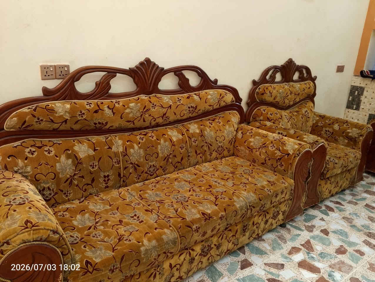 تخم للبيع سعره 250وبي مجال بي ضرر بسيط بغداد التاجي


**إذا كنت صاحب هذا الإعلان وتريد حذفه لأي سبب، رجاءا أرسل رسالة إلى الدعم الفني**