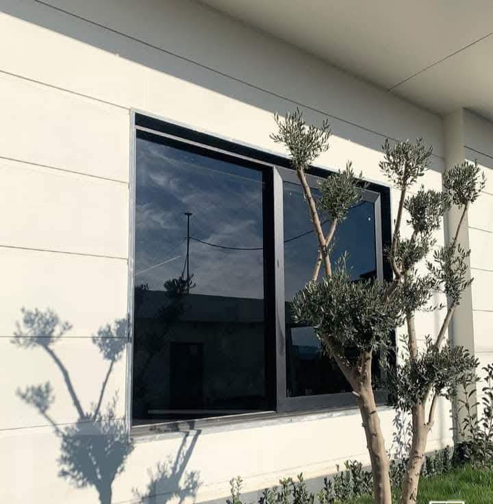 الأسطورة للزجاج والألمنيوم – الحلة 💚
نوفّر في الأسطورة للزجاج والألمنيوم كوادر فنية متخصصة لتنفيذ جميع أعمال الزجاج والألمنيوم بدقة وجودة عالية، مع الالتزام بالمواعيد وأفضل الأسعار.

يتوفر لدينا:
 • جميع أنواع نقوش الزجاج
 • زجاج مشجّر
 • زجاج أسود فحمي (4 ملم – 6 ملم)
 • زجاج ضبابي (4 ملم – 6 ملم)
 • مرايا عادية
 • مرايا ثلاثية الأبعاد (3D)
 • كافة أنواع الزجاج حسب الطلب

📍 العنوان: طريق حلة – كربلاء، عمود 247
👤 الإدارة: علي الجنابي

📞 للاستفسار والتواصل:
 • ***********
‎ • *********** (واتساب)
 • ***********
