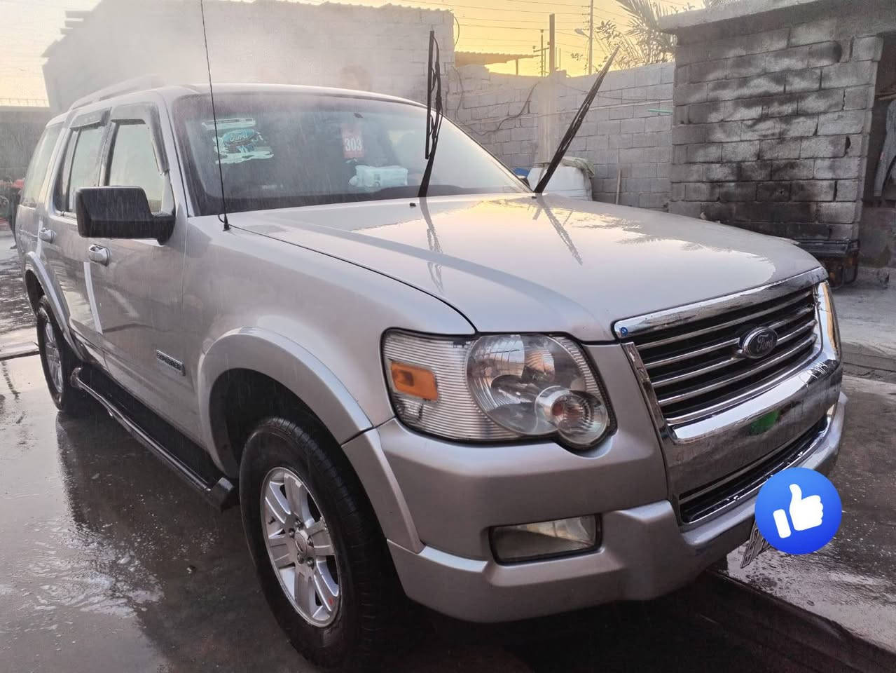 السلام عليكم سياره للبيع موديل 2008 سياره جديده جاهزه من كل شيء سياره خليج حيل جديده مقفوله سياره حلوه سعر 110 رقم الهاتف ***********
