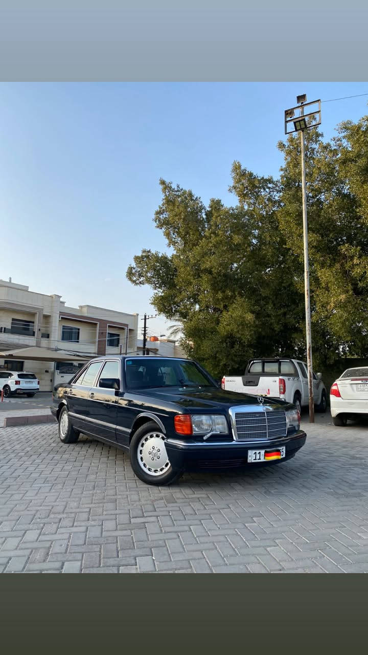 يالله السلام عليكم اخوان مرسيدس بنز جامبو (رئاسي) لون حبري SE300موديل 1991وارد المان بدون ضرر بدون تبديل بدون معجون فقط  صبغ جماليه صفاحها موس سياره كلش حلوه  مكينه كير صدر تبريد كله كفاله عامه كهربائيات كلها على البلاد موصفات فول برده خلفيه كهرباء مري كهرباء استيرن تحكم كهرباء كشنات كهرباء تدفئه كشنات دبل هورن دبل مروحه دبل فيت بم جام كله كهرباء تحكم لايت في الصعود والنزول كروس سرعه سيدس جنجر الصيدليه والارضيات مال شركه سياره عليها سيرفس كامل تخم تاير تخم دسكات منضومه بانزين كله جديد واصلي مكينه كير صدر تبريد تدفئه كله على وضع شركه سياره جدا جديده وجاهزه على آخر حبابه رقم بغداد
مميز الانكليزي هزه فحص سنويه كله جديد وبسمي تحويل مباشر مكاني بغداد سعرها 130 بيها مجال للشراي واخوان لا تقارنوها بالراكضات كلشي بسعره وحياكم الله رقمي للتواصل ***********
