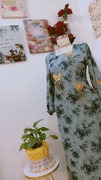 بيع مباشر • ملابس • حبايب