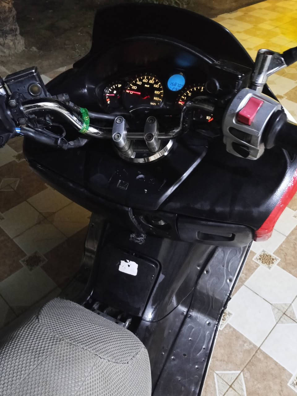 فورزه 08للبيع كامله مانقصها شي لايت زنون هورن سيدان رون واحد ونص كهربائيات كلها شغاله مكينه خير من الله وبيها تفاصيل اكثر السعر 525بيع مستعجل


**إذا كنت صاحب هذا الإعلان وتريد حذفه لأي سبب، رجاءا أرسل رسالة إلى الدعم الفني**