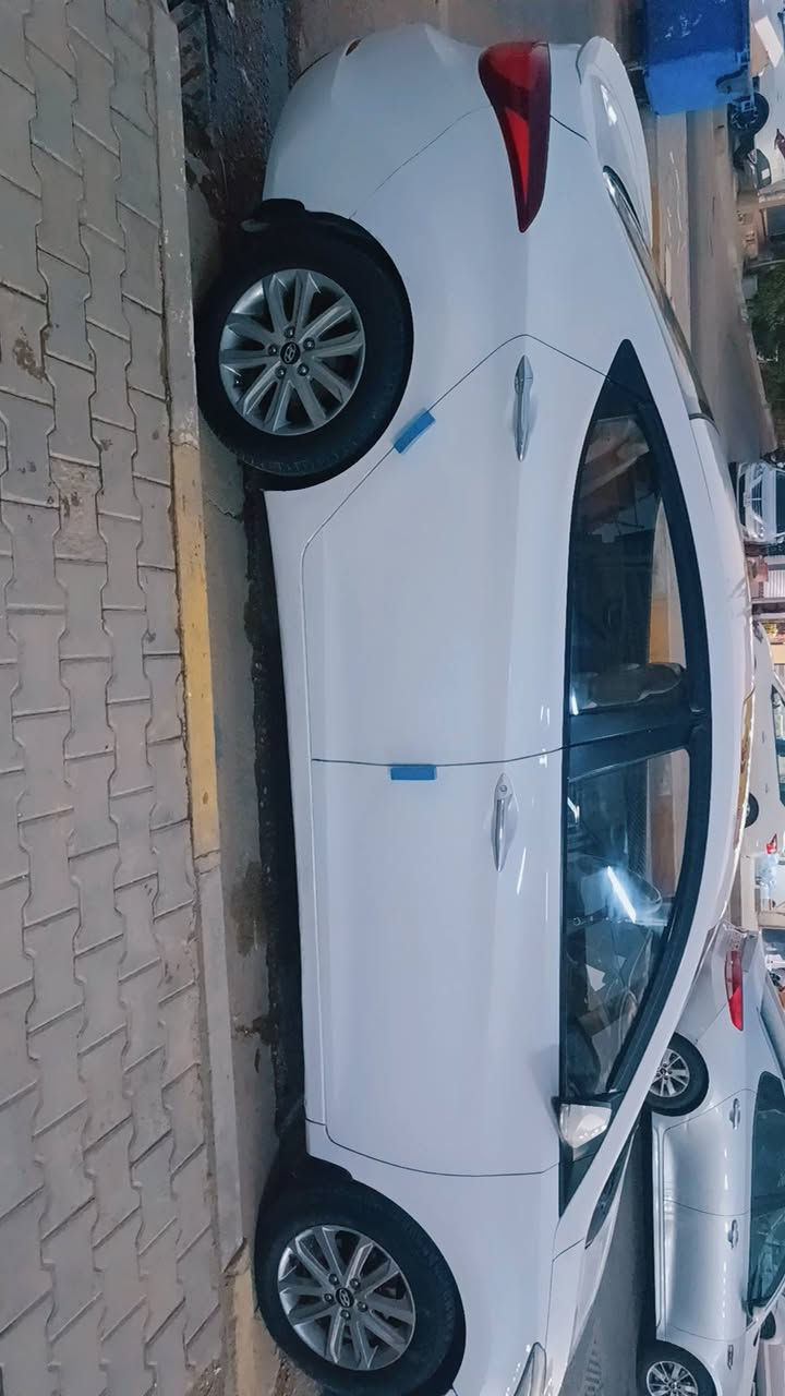 السلام عليكم انترا 2015 خليجي فول مواصفات عدا البصمة مكفولة من الصبغ والتبديل فقط بارد قليل مكانين فقط السعر 128
المواصفات 
فتحة 
مري شفط
داخل صاج
شاشة
تحكم ستيرن
تبريد ثلج 
تخم تاير جديد
رقم انكليزي
السيارة بأسمي 
مكان السيارة كربلاء 
***********
السلام عليكم انترا 2015 خليجي فول مواصفات عدا البصمة مكفولة من الصبغ والتبديل فقط بارد قليل مكانين فقط السعر 128
