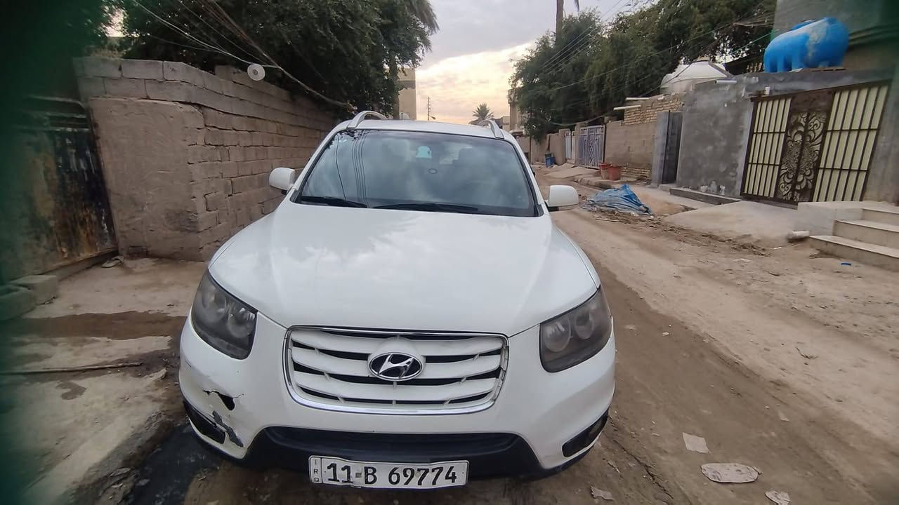 سنتافي موديل 11 سياره نضيفه مثل ماوضح بالسونار والصور 6سلندر 7راكب
***********
