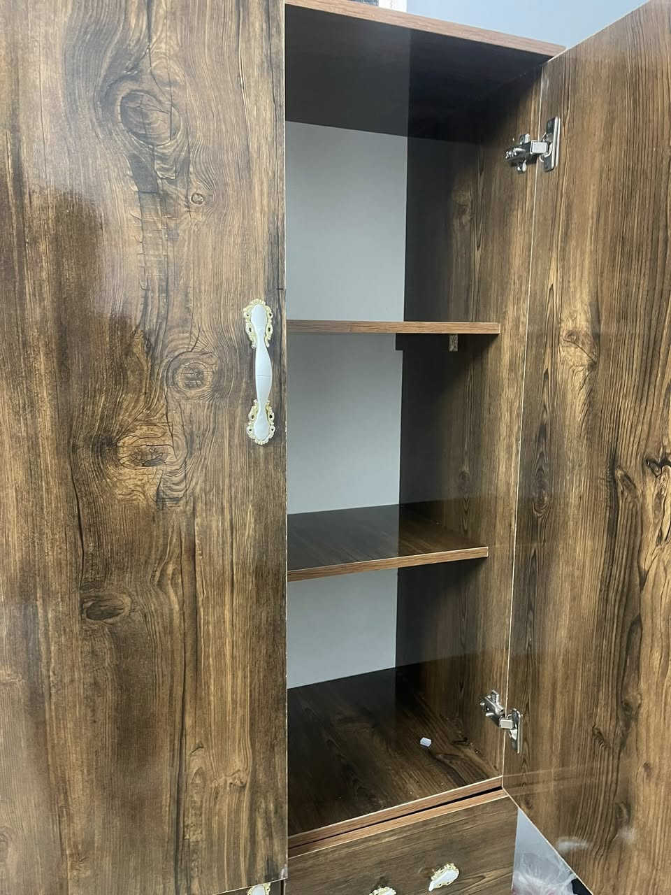 كنتور بابين نظيف استخدام كلش قليل السعر 110 عنوان داخل بسمايه ***********
