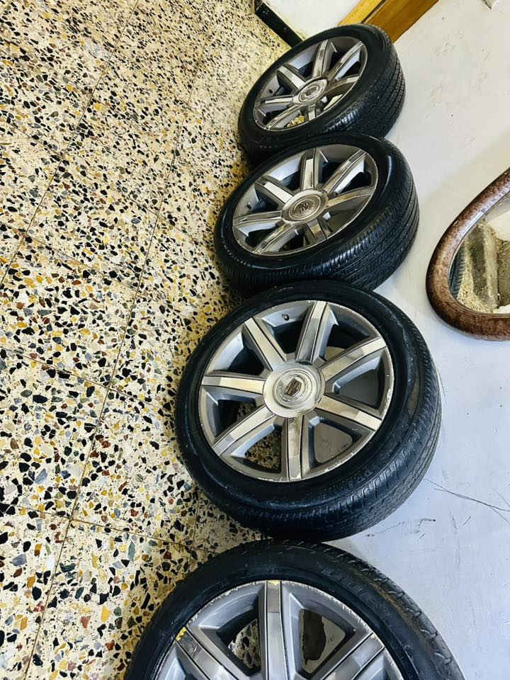 السلام عليكم وياله كدلاك حجم 22 للبيع السعر 250 الف وبيهن مجال مكانهن بغداد الاستفسار ***********
