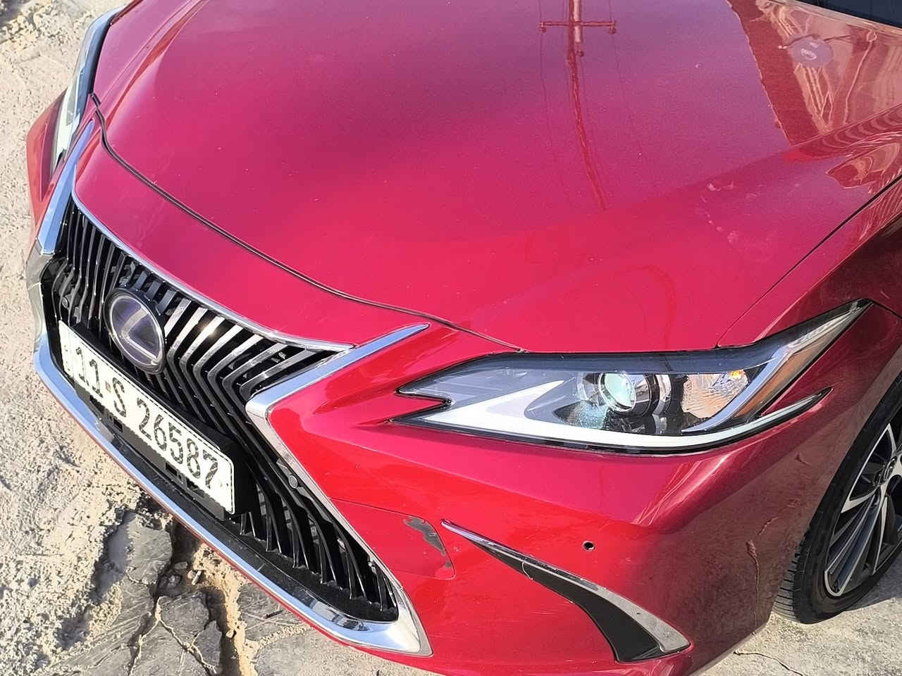 للبيع هايبرد Lexus ES300 , 2022
وارد امريكي رقم بغداد 
----------------------------
* المواصفات * 🏅🥇
فتحة سقف 
بصمة دخول ذكي تشغيل عن بعد 
رادار تحديد مسار مثبت سرعه 
حساسات أمامية وخلفية وجانبية
تحذير النقطة العمياء 
كشنات جلد كهرباء تدفئة تبريد 
ذاكرة خزن مقاعد 
تبريد قطعتين مناخ منفصل 
تحكما لمس
شاشة تدعم اندرويد أوت أبل كار بلي 
أنظمة قيادة متعددة 
باقي المواصفات موضحة بالصور 
----------------------------
السعر 💰 (( 305 )) بي مجال
للاستفسار 
***********‬‏
