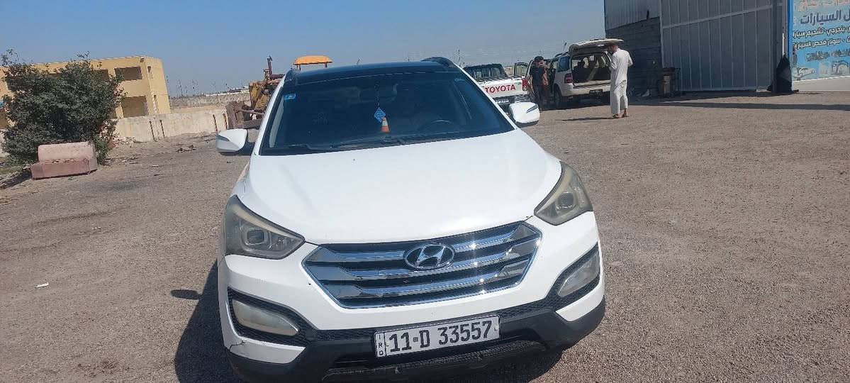 سنتافيا 13 خليجي ابيض رقم بغداد الرقم الاجنبي الجديد باسمي تحويل ثاني يوم فول مواصفات
مكينه 6 سلندر 3300 
تبريد 3 قطع 
7 راكب
كشنات جلد ومغلفه جلد 
كشن السائق كهرباء 
بانوراما 
بصمه
4 ويل دفع رباعي 

لايت زنون بلادي 
تاير 19
حساسات خلفيه 
كاميرا 
كاميرا داش كام 
مري شفط واشاير بالمري 
3 انظمة للقياده 
نظام تقليل الوقود EIQO
اواكس وبلوتوث
السيارة بيها صبغ ٤ قطع بدود دواخل 
السعر 145
مكان السيارة بغداد  ابوغريب ابو منيصير 
***********

سنتافيا 13 خليجي ابيض رقم بغداد الرقم الاجنبي الجديد باسمي تحويل ثاني يوم فول مواصفات
