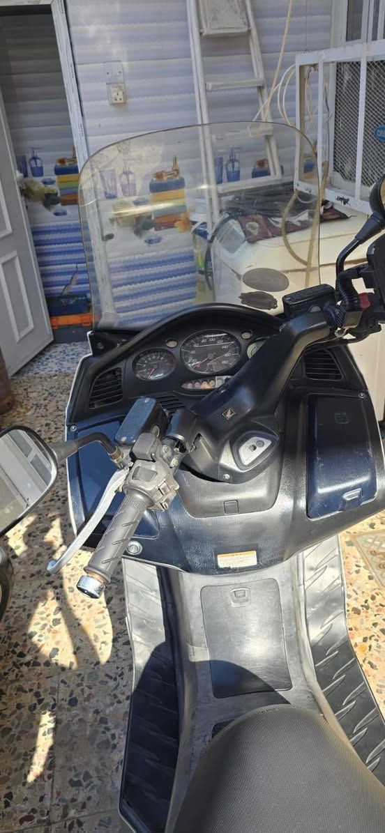 السلام عليكم دراجه سلفر ونج600 cc دراجه خير من الله مانقصها اي شي مكينه هاون ماشيه 30 الف مكاني بغداد الشعب السعر 21/  ***********
