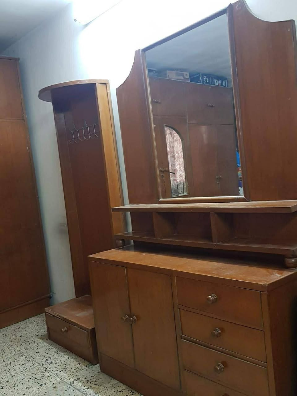 السلام عليكم عندي غرفة نوم صاج عراقي نفرين اربع قطع كنتور ٦بوب اريدهة بسعر ٣٥٠وبي مجا


**إذا كنت صاحب هذا الإعلان وتريد حذفه لأي سبب، رجاءا أرسل رسالة إلى الدعم الفني**