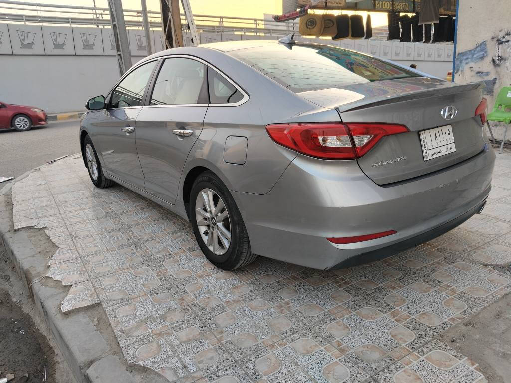 اللبيع سوناته موديل 2016 رقم ذي قار حره تحويل ثاني يوم تبديل باب اليمن وصبغ جاملغ الخلفي كلير لايسر ويل كب شاشه كبيره  مكينه وكير حدادي مكفول طخم تايرات سيارة جاهزه مكان ناصريه اتصل *********** ناصرية, ذي قار
