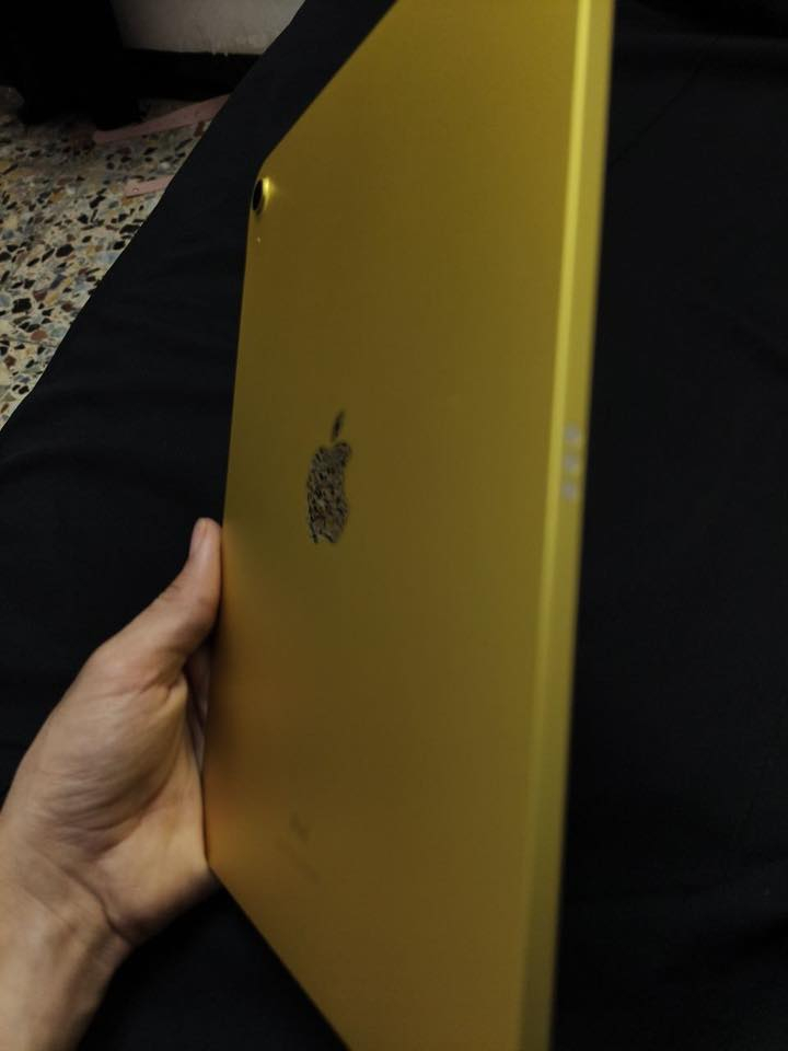 السلام عليكم
ايباد 10 للبيع
ذاكرة 64 
نضافه الجهاز 100%
بطاريه 100
ممفتوح ابداً مداخل صيانه
سعر 400بي مجال بسيط جدا 
الجهاز بعده بلضمان 
رقم***********
عنوان :مدينة الصدر
