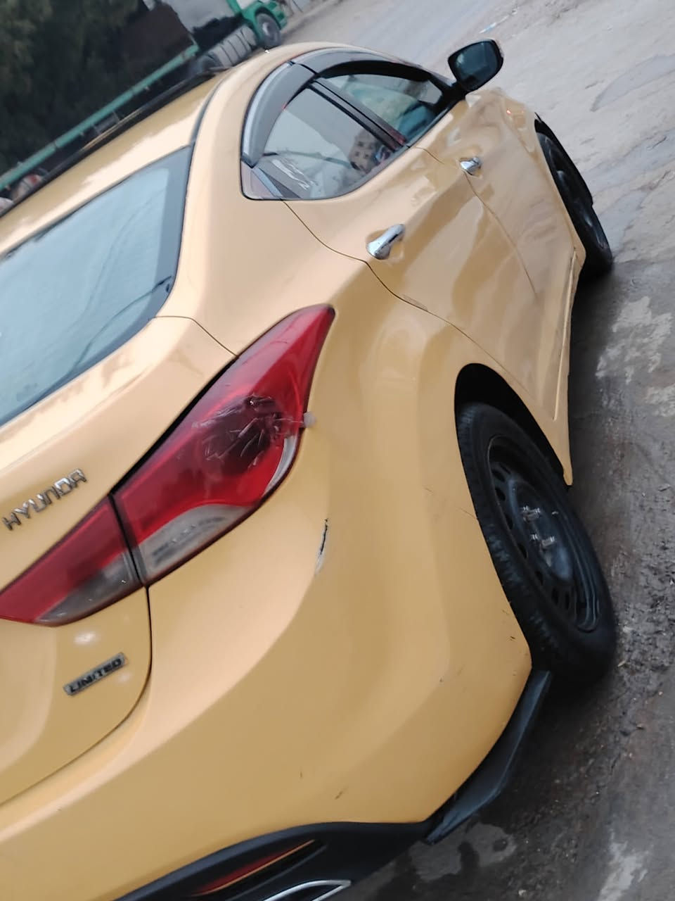 السلام عليكم النترافول بصمه فتحه حساسات مري تدفئه كشنات  موديل 12حادثها جاملغ وباب وبيها قطع صبغ بدون دواخل كلها ليبل واحد مكينه كير تبريد تخم تاير كله جديد السعر 98وبيها مجال بسيط حك الجيه العنوان حله 
الاستفسار على الرقم: ***********
