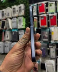 وفر فلوسك وياي  كل عام انتو بالف خير اخوانه المسيحيين الله يحمي هذا بل...