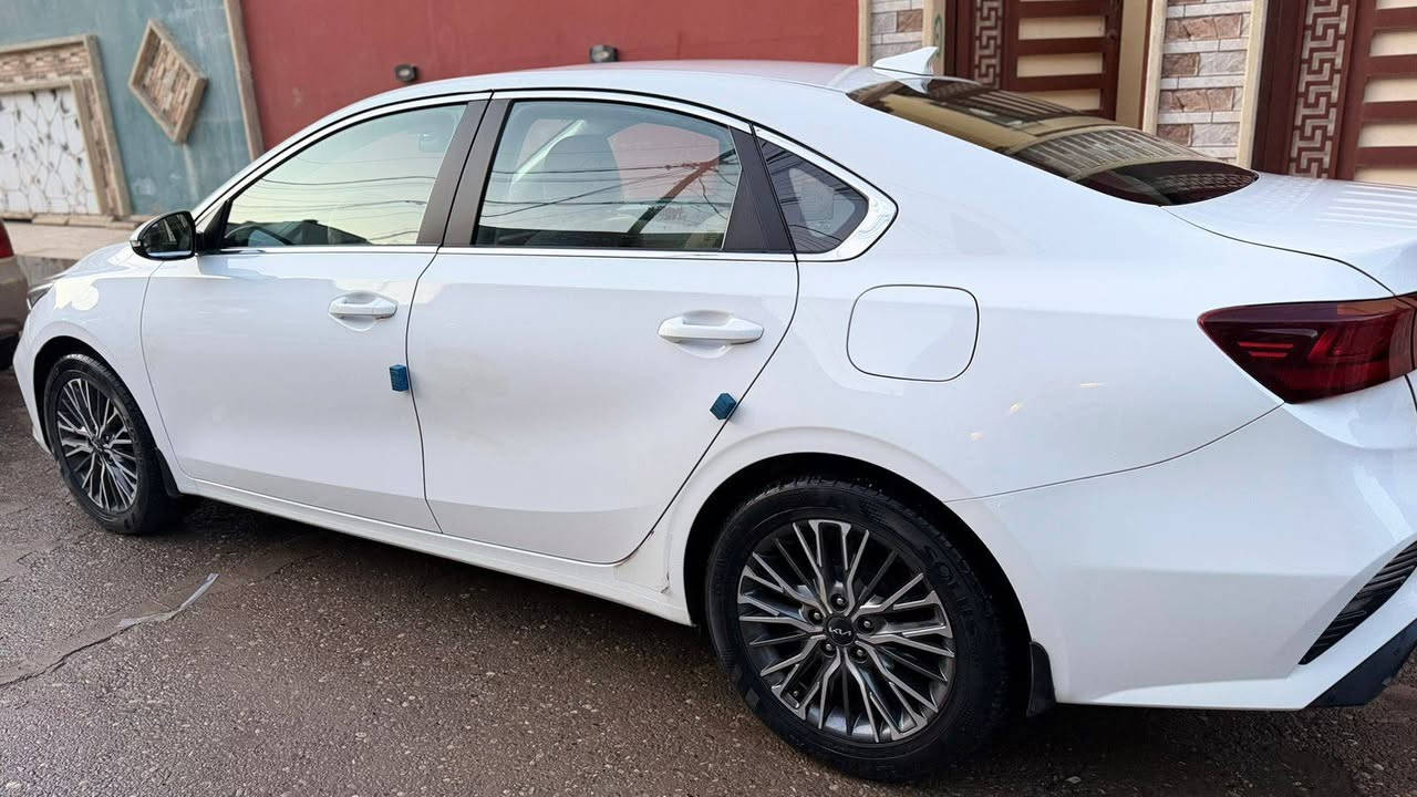 مكفولة من الضربة القوية فقط بيها بارد شبر  ومكان واحد حار
‏‎المواصفات ✅
‏‎محرك 2000 ✈️✈️✈️
‏‎سلايد رووف 
‏‎داخل مدوشم جديد 
‏‎تحكم ستيرن جهتين 
‏‎تبريد امامي خلفي 
‏‎شاشة 📺 بلادي كبيرة 
‏‎كاميرا 🎥 خلفية 
‏‎حساس خلفي 
‏‎ويل كب كروم 
‏‎لد امامي 
‏‎كشاف ضباب خلفي 
‏‎أواكس بلوتوث 
‏‎كروز سرعة 
‏‎أشاير مري 
‏‎مري شفط 
                                                                         GBs
‏‎للاتصال ***********
