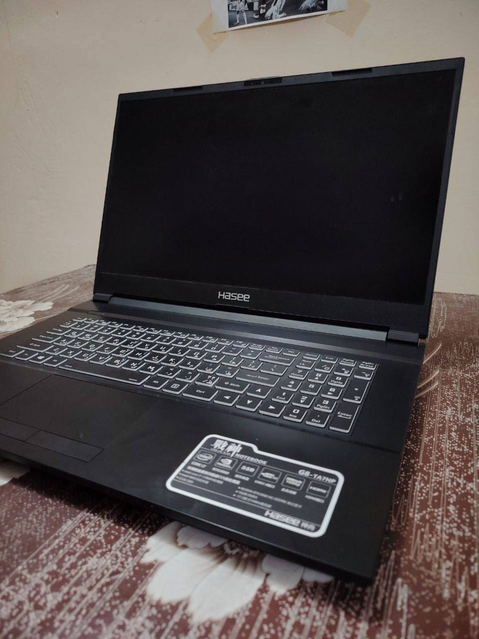 السلام عليكم ورحمة الله وبركاته
💻 للبيع لابتوب  قوي بمواصفات عالية

الماركة: Hasee
الموديل: G8-TA7NP
المعالج: Intel Core i7-11800H (جيل 11)
كارت الشاشة: NVIDIA RTX 3060 6GB
الرام: 16GB
التخزين: SSD 512GB
الشاشة: 17.3 بوصة FHD 144Hz
النظام: Windows 11 Pro
الصوت: Sound Blaster Cinema 6
المنافذ: USB 3.0 + HDMI

يشغل العاب قوية وحديثة بأداء عالي وسلاسة
مناسب للالعاب والتصميم والبرمجة والاستخدام الثقيل

الحالة: نظيف جدا وشغال 100%

للاستفسار ***********
