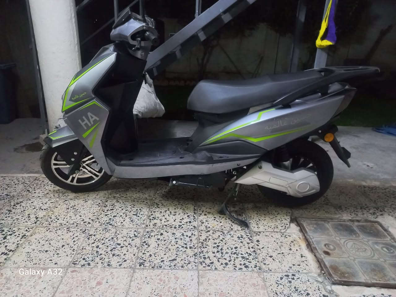 سلام عليكم  دراجه شحن للبيع مابيها اي شي نقص عله شغال بصمتين الداجه صارلها شهرين من جبتها  الله شاهد عليه الدراجه طابكه كل كلث أيام تطلع مره وحده بطاريات جديده الداجه لل أسواق ما تطلع زلغ واحد مابيها بكاني بغداد الصالحيه خلف مستشفى ابن البيطار  السعر 800وبيها مجال قليل حك الجيه رقمي *********** مواجد عل رصيد فقط
