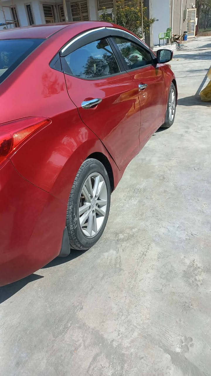 السلام عليكم النترا 2013 للبيع وارد أمريكي رقم بغداد بسمي مابيها نقص تبريد حداديه محرك كير كفاله السونار مرفق بالصور للاستفسار الاتصال ***********
